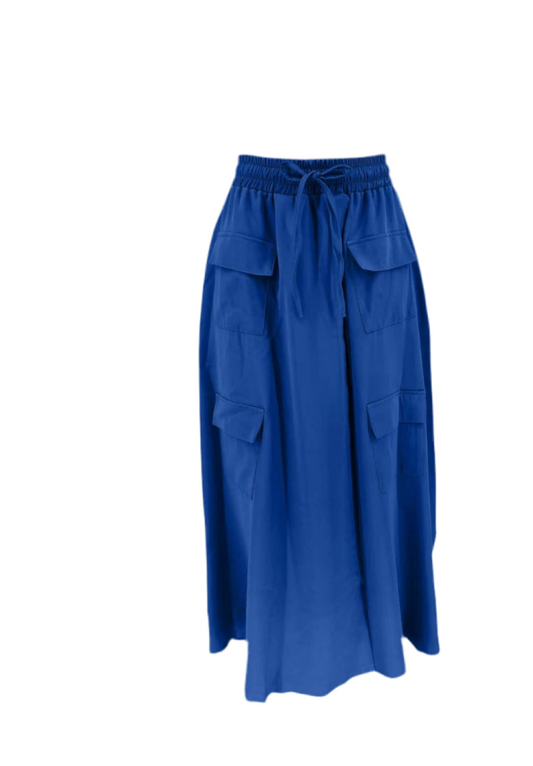 Blue skirt with pockets
