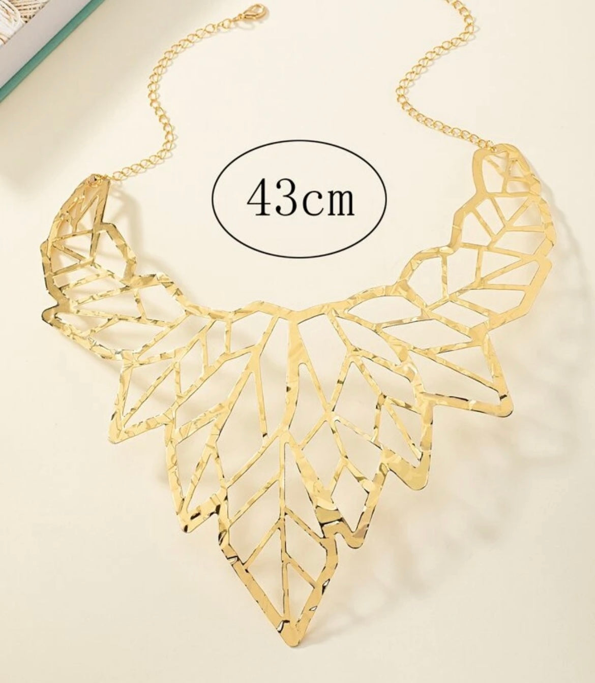 The Golden leaf necklace